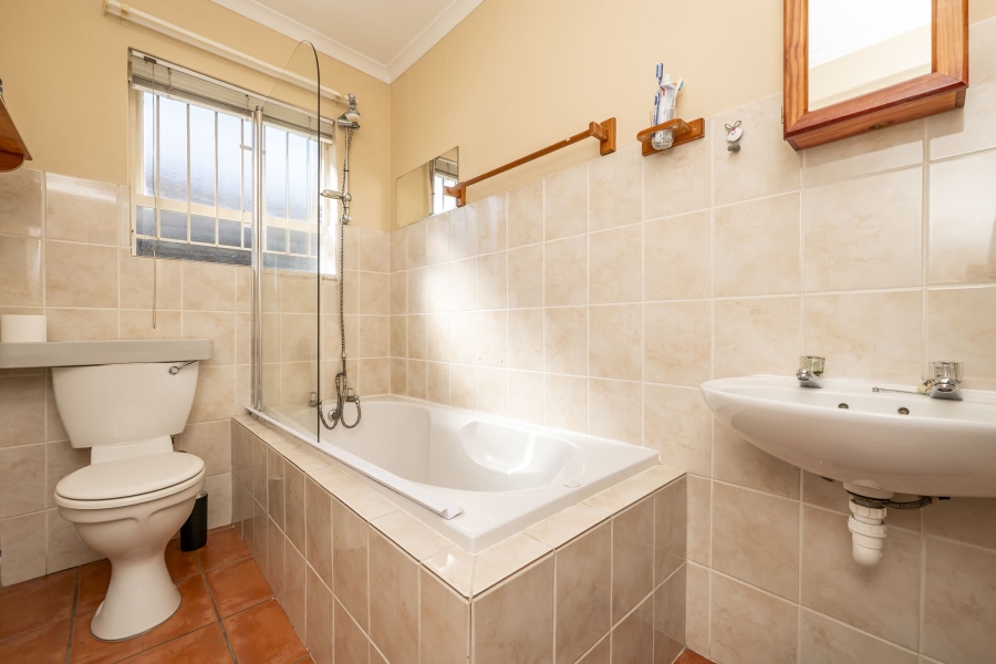 2 Bedroom Property for Sale in Protea Heights Western Cape